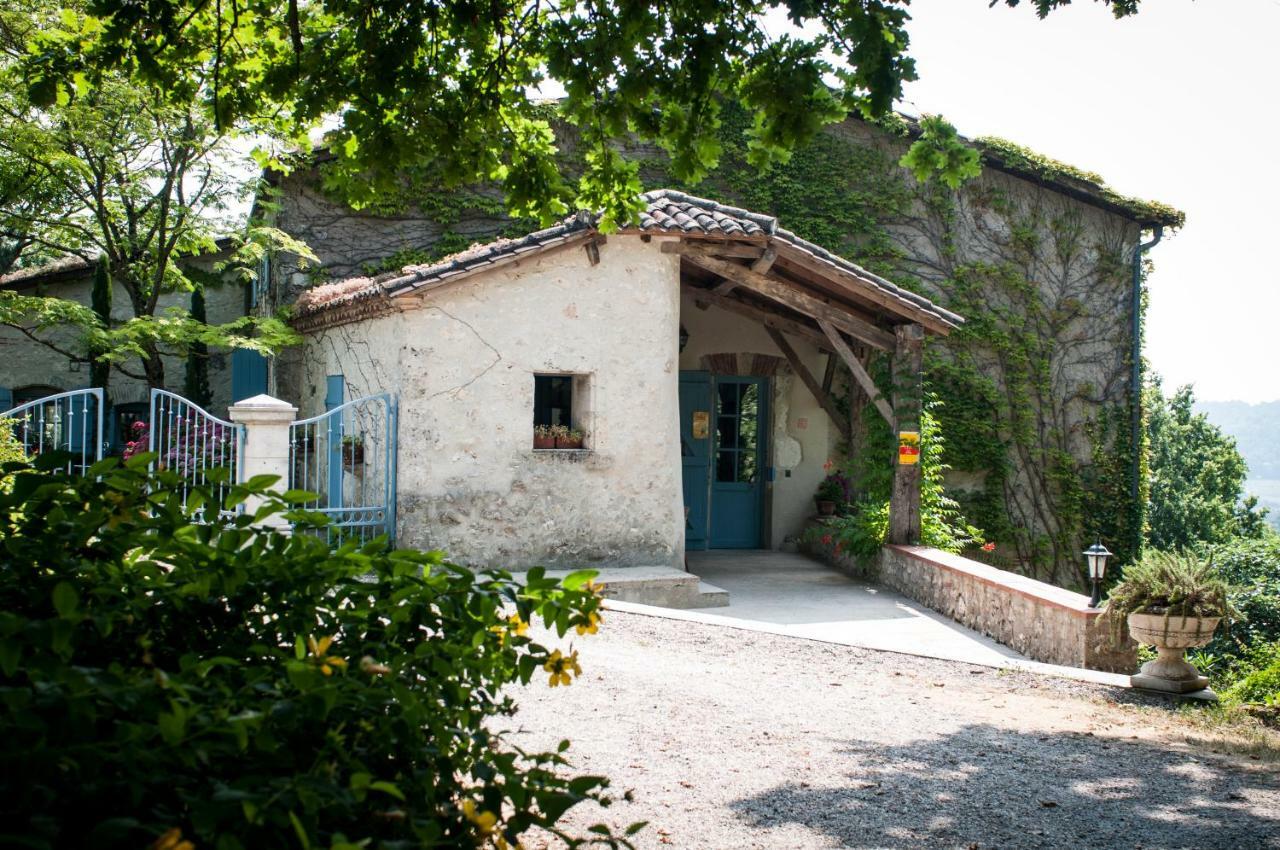 Les Huguets Bed & Breakfast Villeneuve-sur-Lot Exterior photo